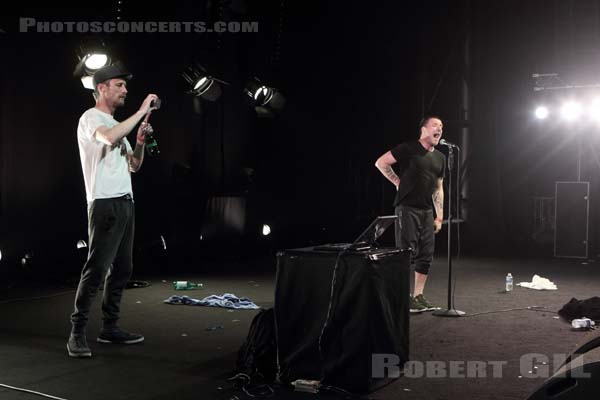 SLEAFORD MODS - 2016-05-27 - PARIS - Espace Charlie Parker - Grande Halle - 